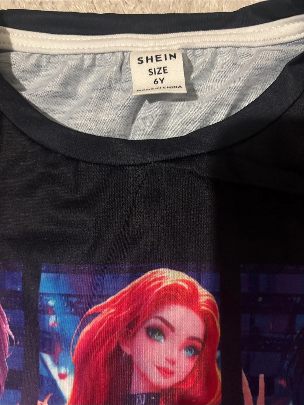 K-Pop girls Graphic clothes bundle